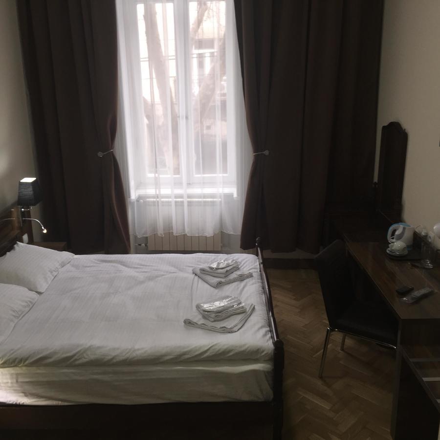 Hotel Nice تبليسي المظهر الخارجي الصورة