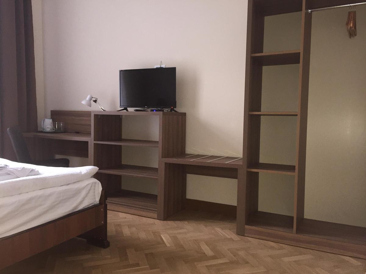 Hotel Nice تبليسي المظهر الخارجي الصورة