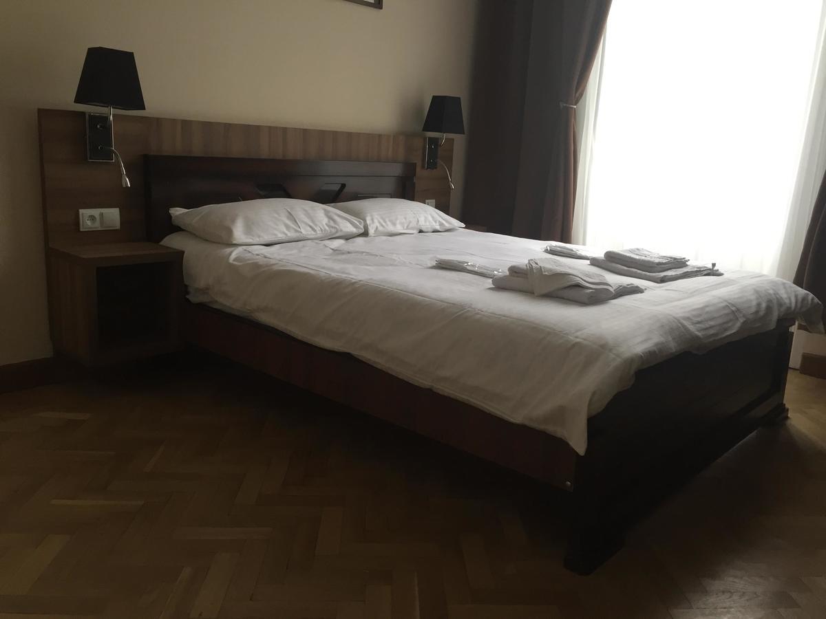 Hotel Nice تبليسي المظهر الخارجي الصورة