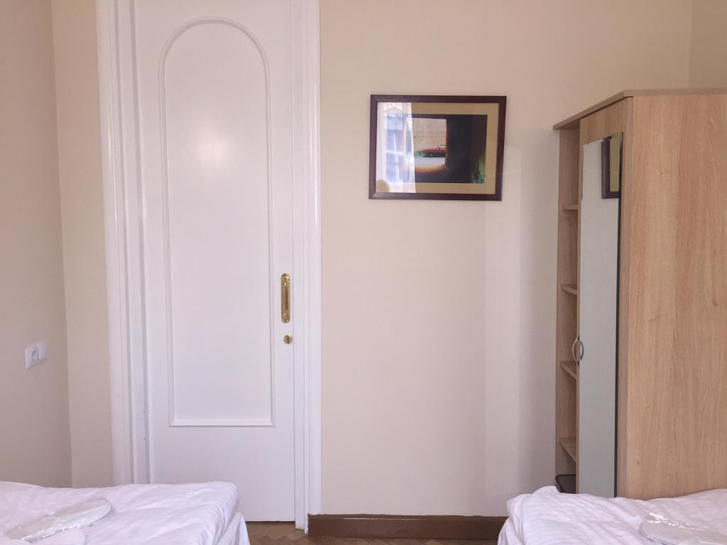 Hotel Nice تبليسي المظهر الخارجي الصورة