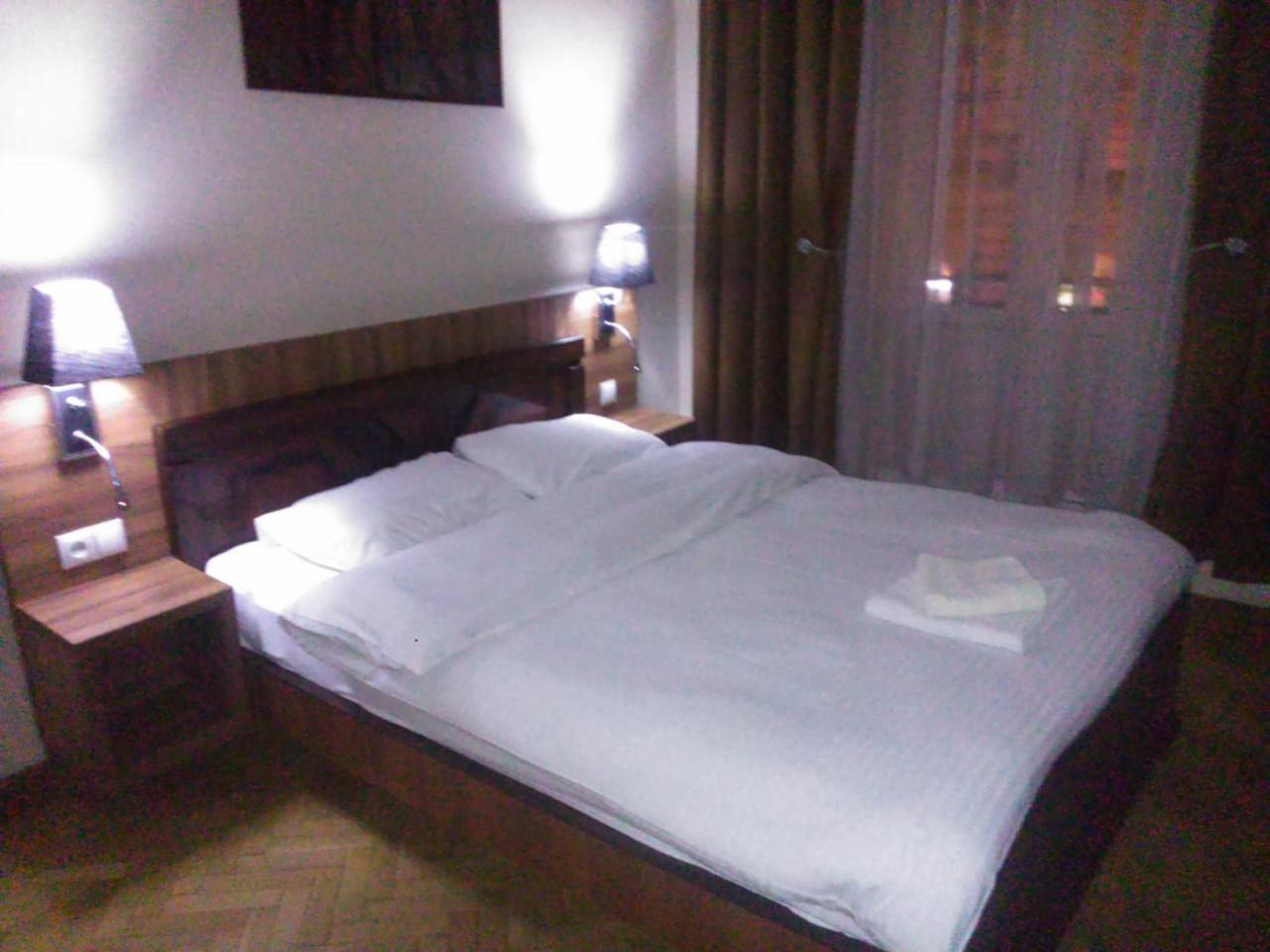 Hotel Nice تبليسي المظهر الخارجي الصورة
