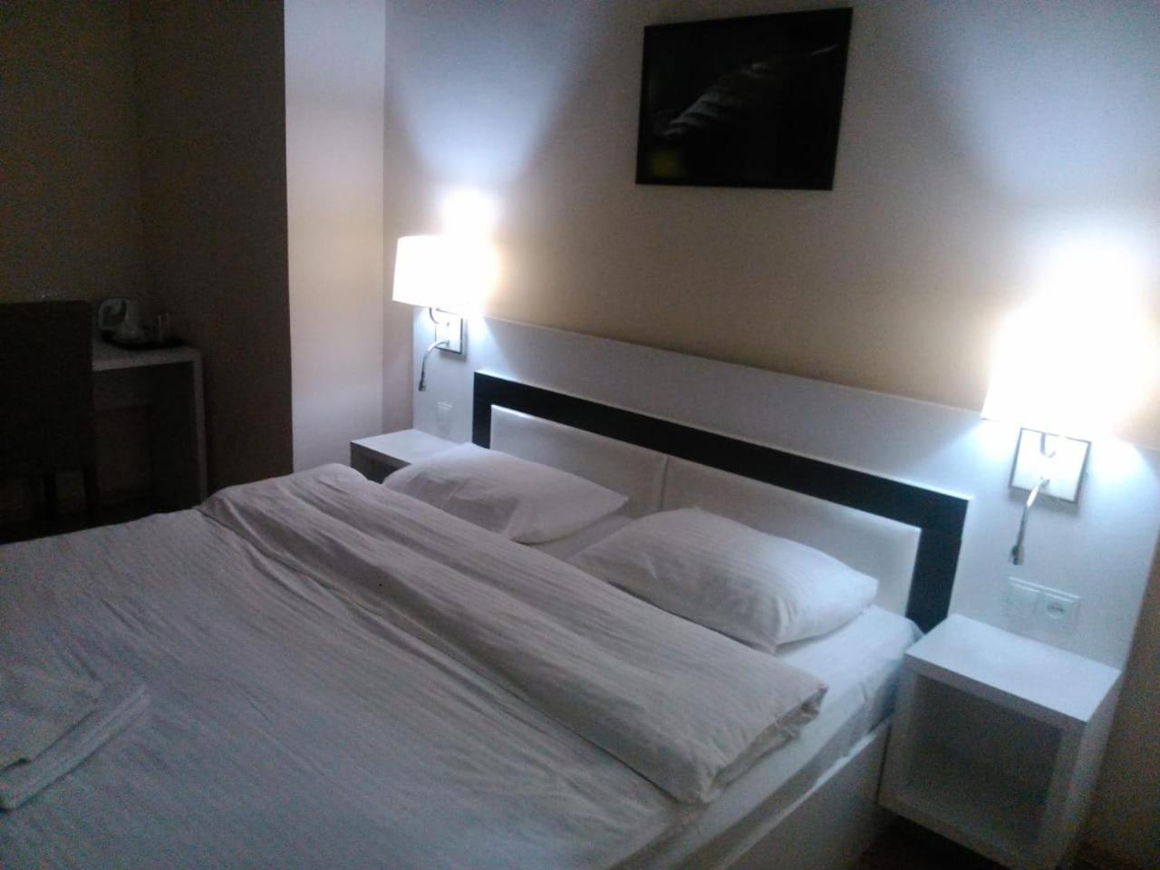Hotel Nice تبليسي المظهر الخارجي الصورة
